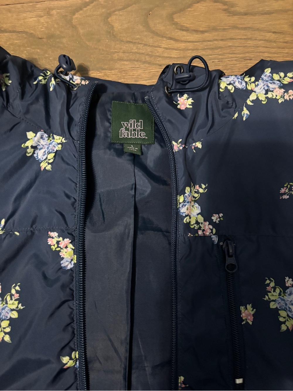 Wild Fable Navy Floral Hooded Cropped Rain Jacket - Picture 2 of 5